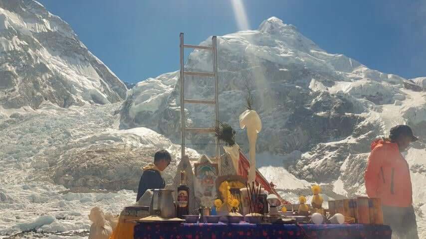 Everest puja